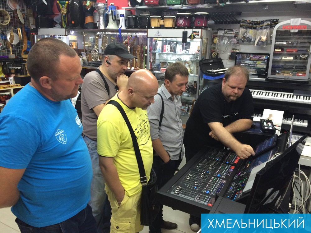 road-show-roland-m5000-08